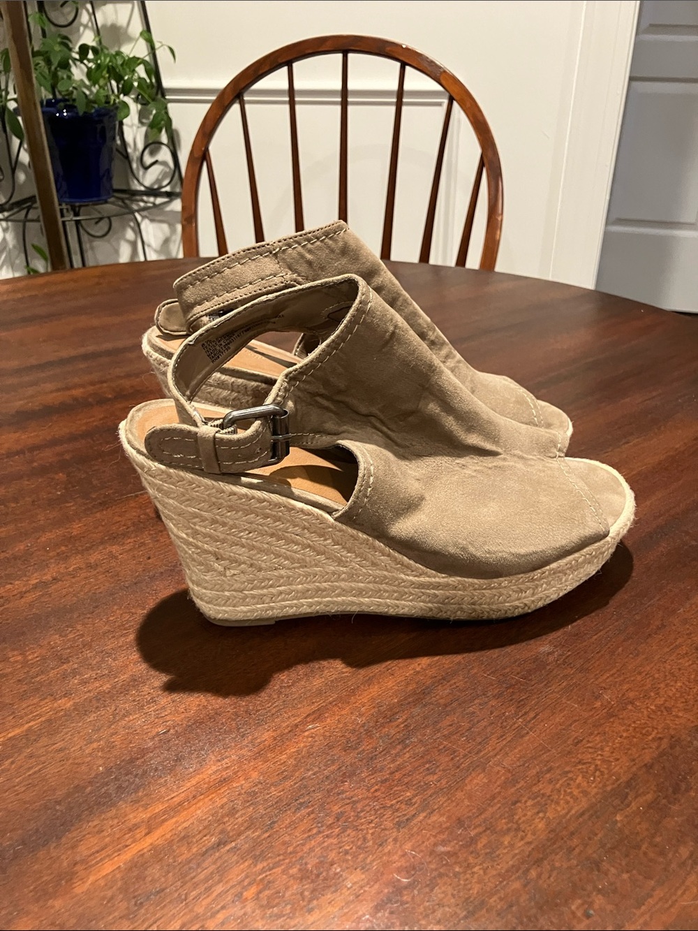 Universal Thread Taupe Suede Espadrille Wedge Slingbacks